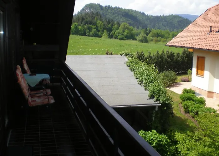 Janjusevic アパート