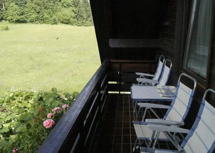 アパート Janjusevic